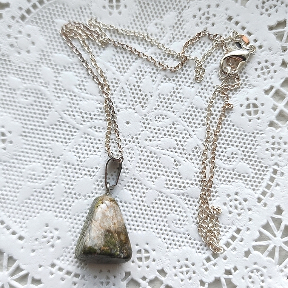 Green stone Necklace